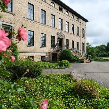 Gutshaus Redewisch Hotel & Restaurant Boltenhagen  Dış mekan fotoğraf